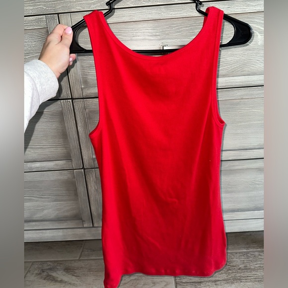 NWOT Old Navy Perfect Fitted Ribbed Cotton Red Tank Top - Picture 2 of 3
